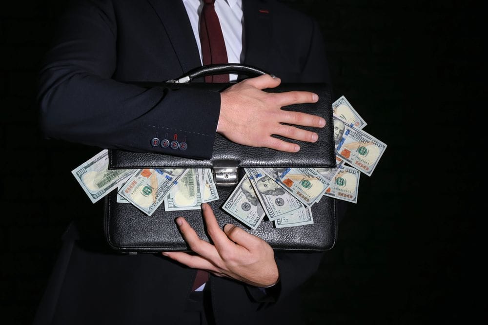 Pieniądze i nadużycia finansowe w przedsiębiorstwie